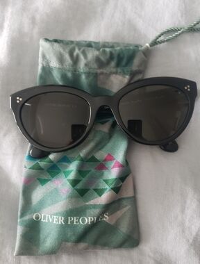 EUC Oliver Peoples Black Roella Sun Glasses
